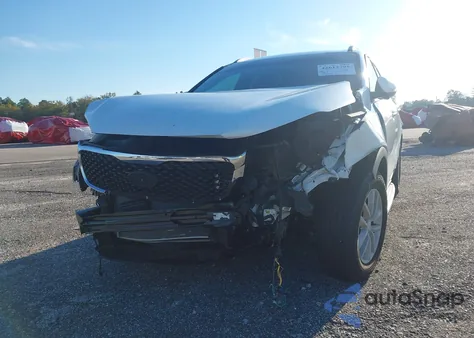 2018 Kia Sorento 3.3L Lx из США, поврежденный, VIN 5XYPG4A53JG348740